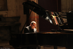 http://www.GiuseppeDevastato.it - Giuseppe Devastato, Italian pianist and composer, concert in Nola 2010 (photography by  Chiara Pepino)