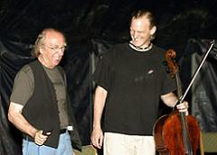 http://www.Brikcius.com - Frantisek Brikcius: Czech cellist & Mirek Kovarik: Czech poet - Concert "Zelene peri" Summer film school (Uherské Hradiste, 2006) http://www.Brikcius.com - Frantisek Brikcius: Czech cellist & Mirek Kovarik: Czech poet - Concert "Zelene peri" Summer film school (Uherské Hradiste, 2006)